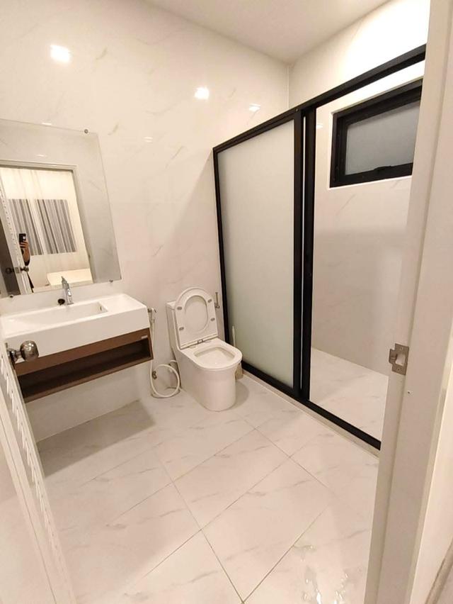 Chokchai village 9 for rent 5 bedroom  3