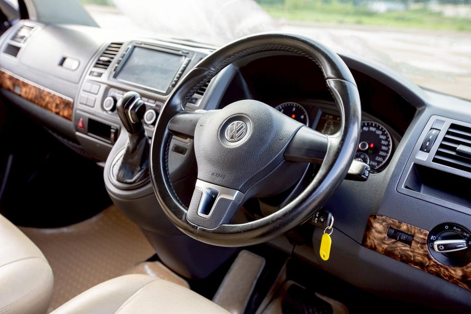Volk Caravelle 2.0 BI TDI ปี 2014 สีดำ เครื่องดีเซล  16