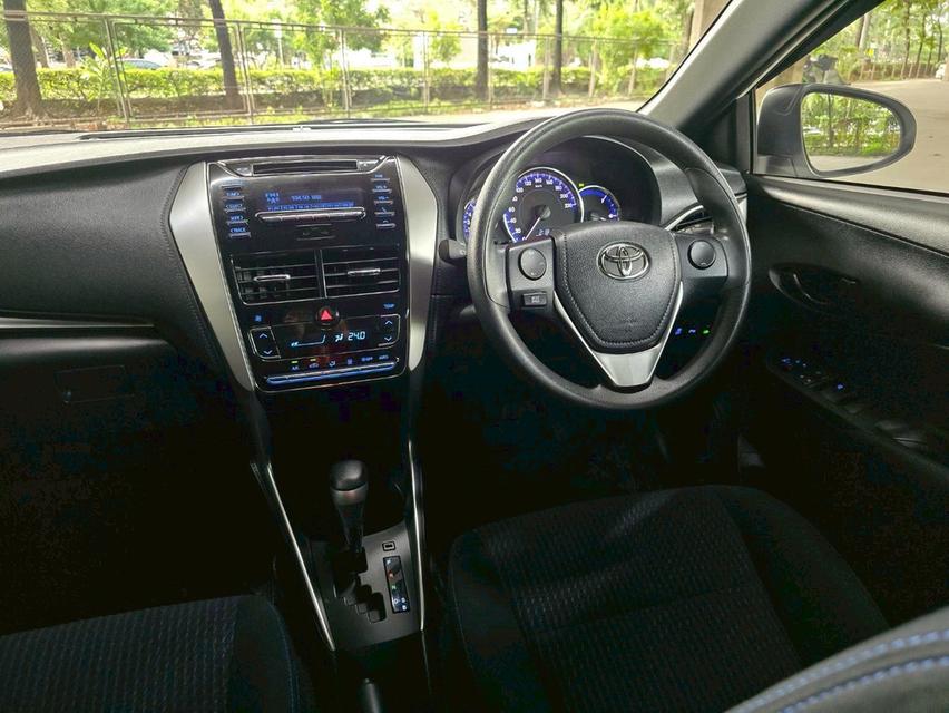 Toyota Yaris 1.2E ปี19 7