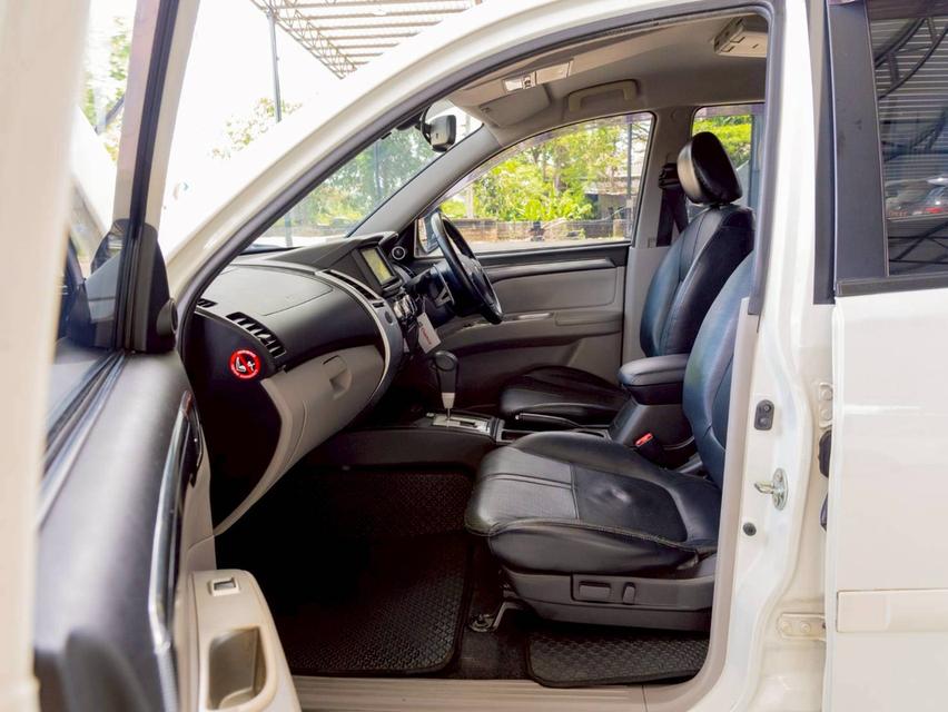 Mitsubishi Pajero 2.5 GT Sport ปีจด 2015 17