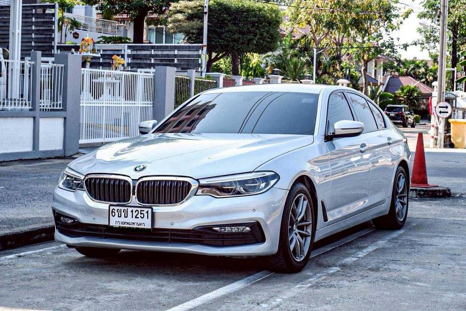 รหัสรถ PR1251 BMW G30 520D Sport Line รถศูนย์ BMW ปี 2018