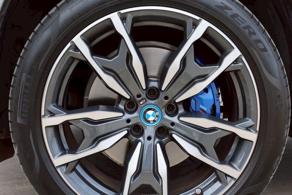 รหัสรถ MMA9966 BMW X3 xDrive30e M Sport LCI ปี 2024 7