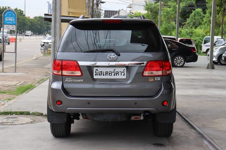 2005 TOYOTA FORTUNER 2.7V 4