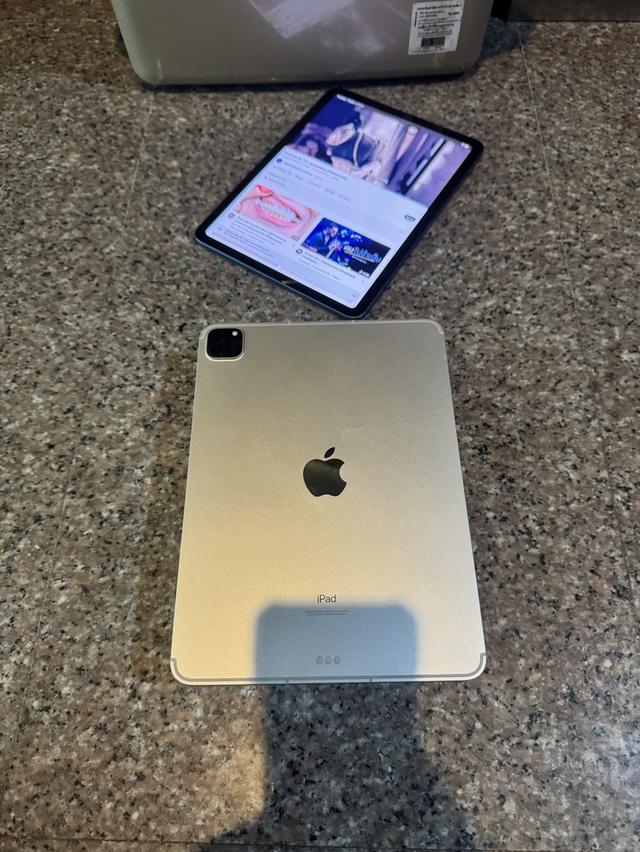ขายๆๆๆถูกๆๆiPadPro11นิ้วM1สีหายากSilver 256กิ๊กWifi Celluer ใส่ซิมได้ใช้งานดีทุกๆฟังชั่นสูนTrueทุกๆฟังชั่นรีสโตได้ตลอดไม่มีติดไอคราว สภาพ: 95% สวยๆๆ