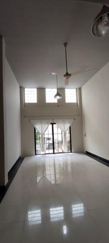 โกดังพร้อมออฟฟิศย่านอุดมสุม ซอยอุดมสุข 51 ซอยประวิทย์และเพื่อน 3