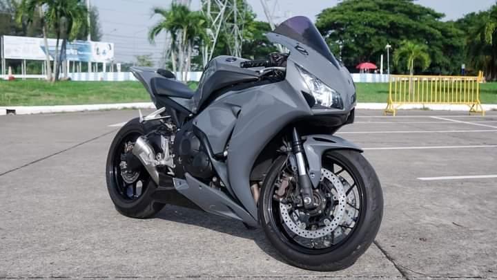 Honda CBR 1000 มือสอง