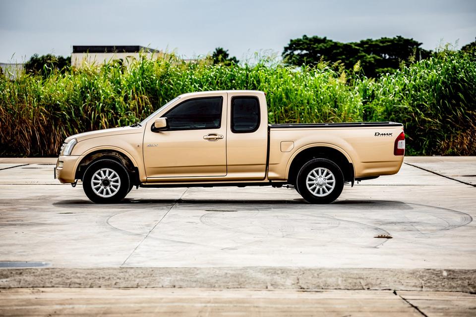 Isuzu D-Max 2.5 SLX Space Cab เกียร์ธรรมดา สีน้ำตาล ปี 2005 10