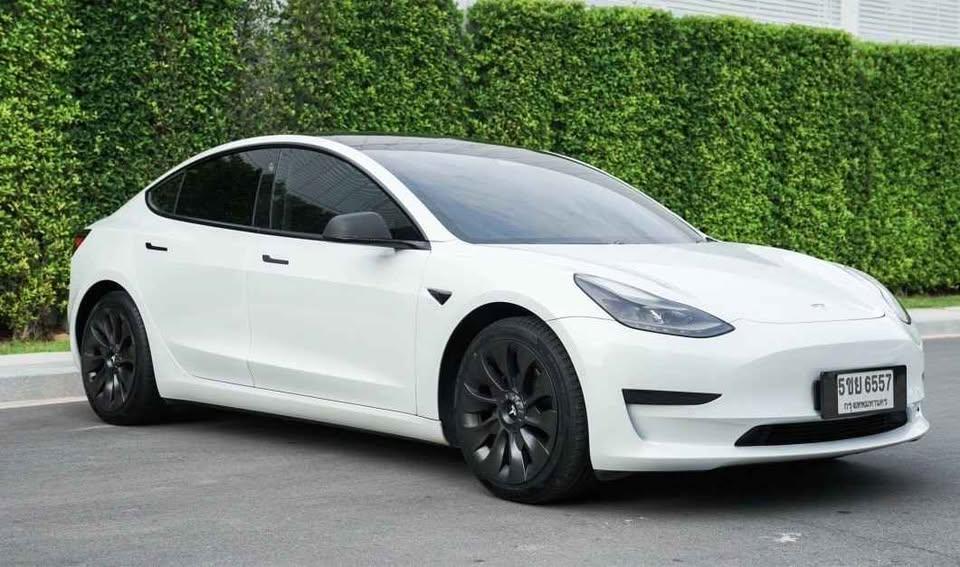 Tesla Model 3 รถศูนย์ไทย 14