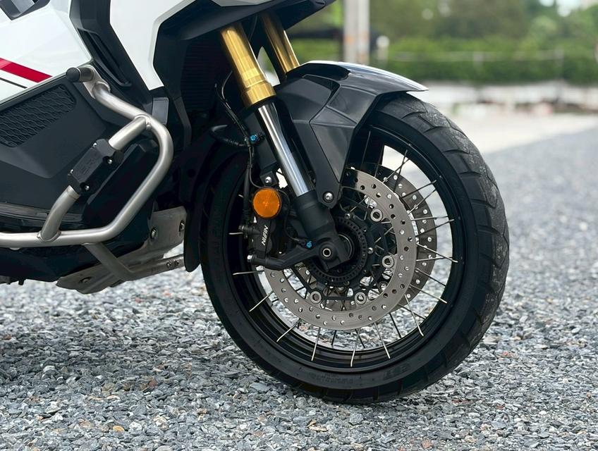 Honda X-adv750 TFT ปี 2022 ขาวพิเศษ รูปที่ 3