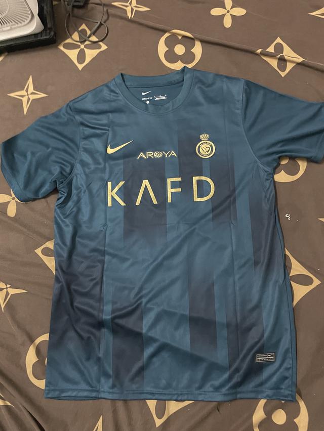 เสื้อฟุตบอล มือสอง ราคาพิเศษ
