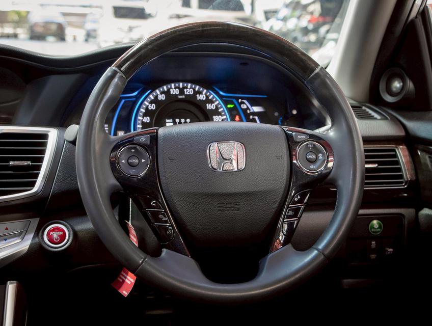 HONDA ACCORD 2.0 Hybrid TECH i-VTEC ปี 2016 7