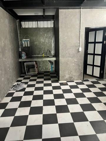 ขายอาคารพาณิชย์ 5 ชั้น พร้อมโกดังด้านหลัง บางขุนเทียน - สะแกงาม 43 5