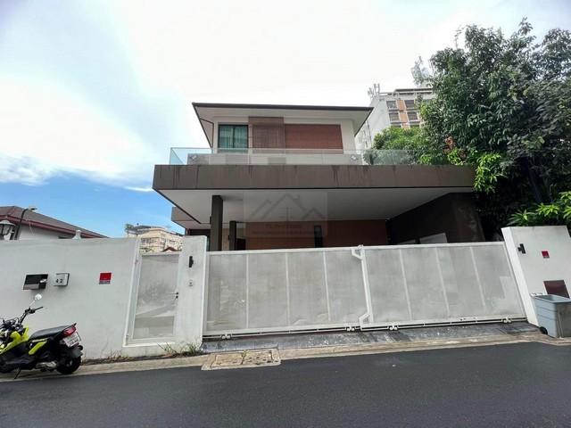 ให้เช่า Pool Villa 3 ชั้น 7 ห้องนอน ซอยอินทามระ 29 ห้วยขวาง สุทธิสาร พร้อมสระว่ายน้ำ ใกล้ BTS อารีย์, BTS สะพานควาย 1