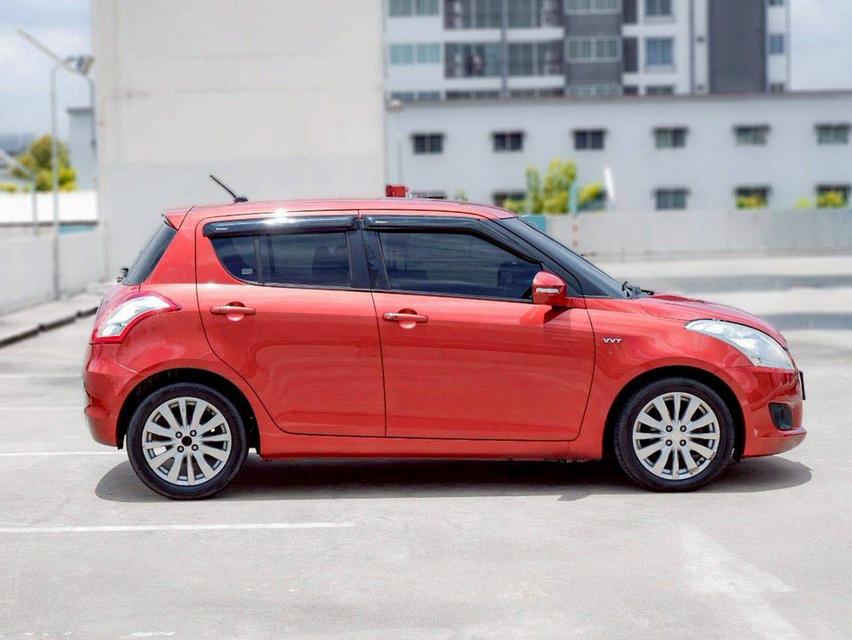 Suzuki Swift 1.25 GLX เกียร์ Auto สีส้ม ปี 2012 (ตัวท็อป)