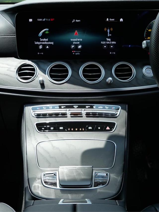 รหัสรถ MZ1617 🚘 Mercedes-Benz E300e AMG เกียร์: Auto 2.000 CC. ปี 2021   16