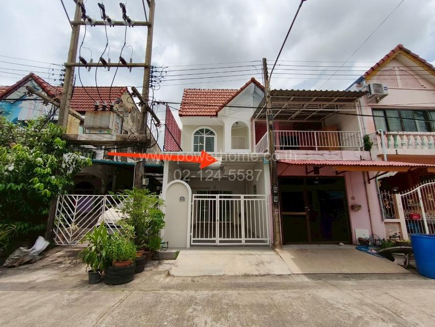 หมู่บ้านเสนา วิลล่า 91 ซอยรังสิต-นครนายก 21 ต.ประชาธิปัตย์ อ.ธัญบุรี จ.ปทุมธานี