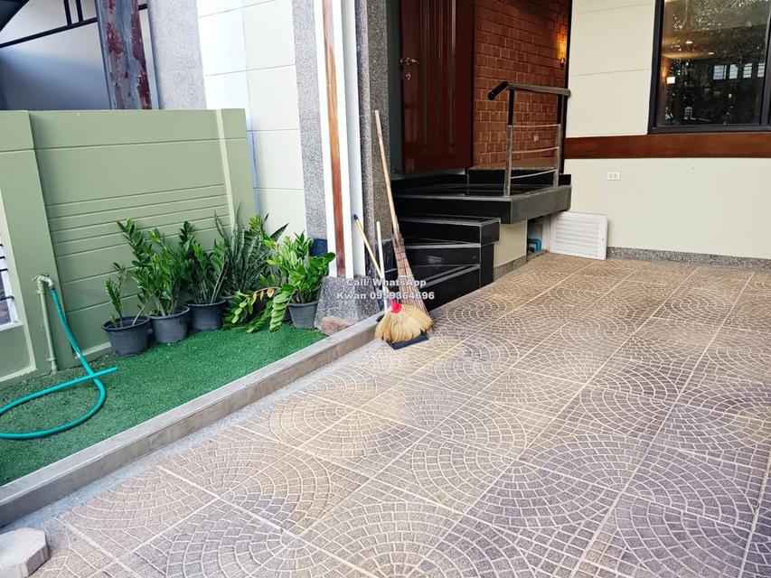 ทาวน์เฮาส์ 4 ชั้น ใจกลางสุขุมวิท ติดรร.นานาชาติ 16