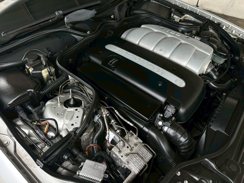 Mercedes-Benz E220 2.2L CDI Classic (W211) รถสภาพสวยพร้อมใช้งาน 20