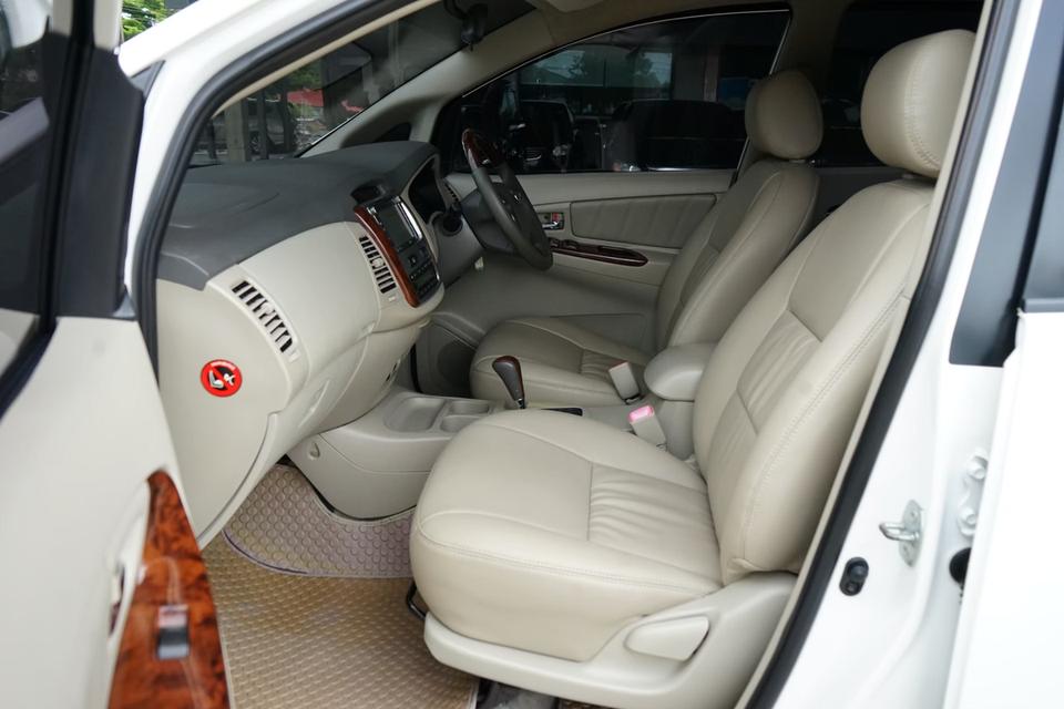 2011 TOYOTA INNOVA 2.0V 9