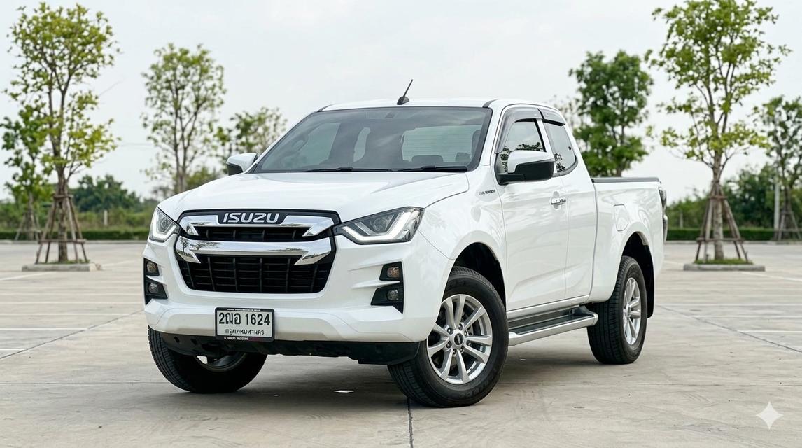 รถสวยจัด มือเดียว ป้ายแดง Isuzu D-MAX Space Cab1.9 Z Hi-Lander MT ปี 2020