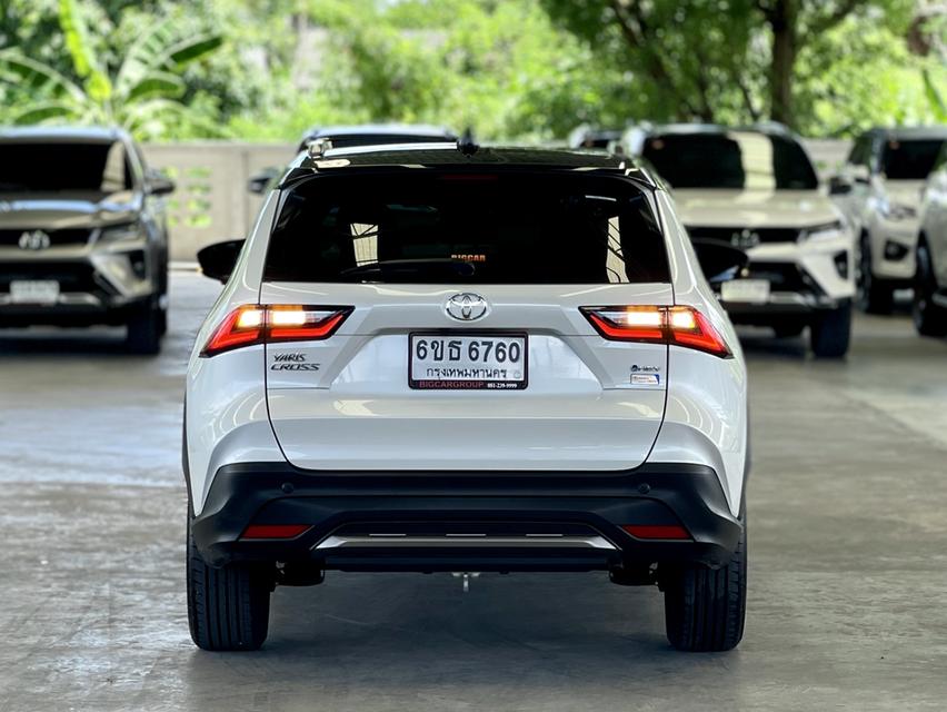 2024 Toyota Yaris Cross 1.5 HEV Premium Luxury สีขาว ไมล์ 7655 กม. 8