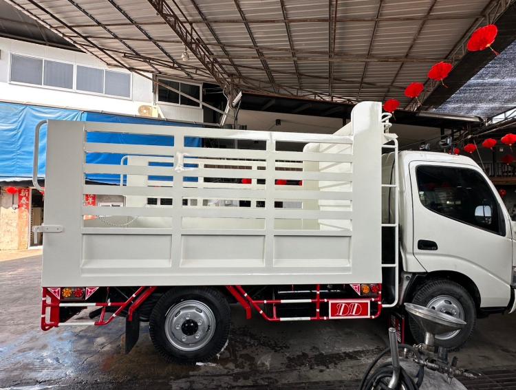 ขาย 4 ล้อ HINO XZU 136 ปี58  8