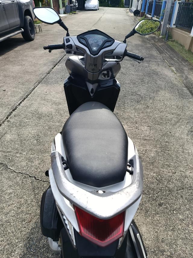 Click 125i 6