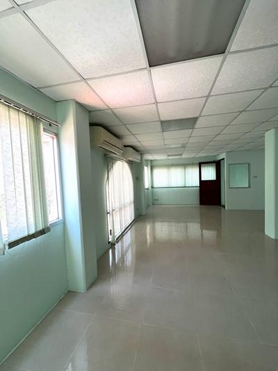 ขายโฮมออฟฟิศ 3 ชั้น 75 ตรว. ฟีนิกซ์ ปาร์ค ซอย 2 (ซ.ไอยรา 28) ต.คลองสอง อ.คลองหลวง จ.ปทุมธานี ราคา 6,800,000 บาท 19