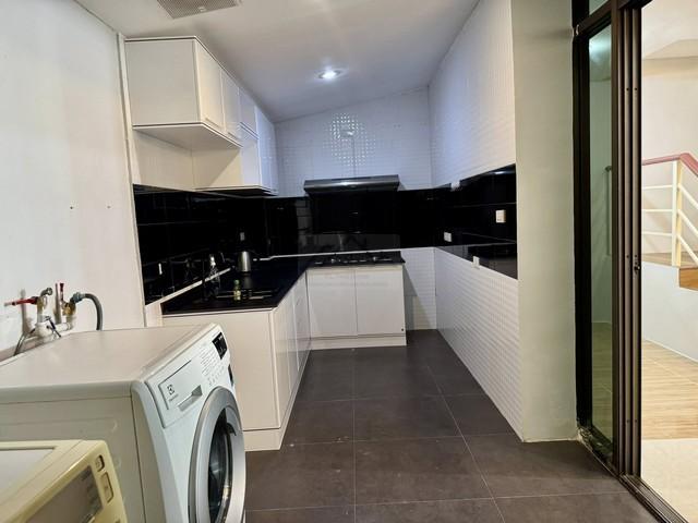 ให้เช่าทาวน์เฮาส์ 2 ชั้น สุขุมวิท 93 ซอยพึ่งมี 11 พร้อมเข้าอยู่ 9