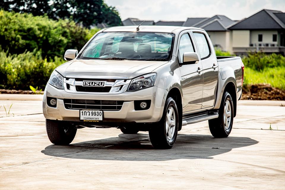 Isuzu D-Max Hi-Lander Cab4 2.5 VGS Z ท๊อป ปี 2013 เกียร์ธรรมดา 4 ประตู มือเดียวป้ายแดง