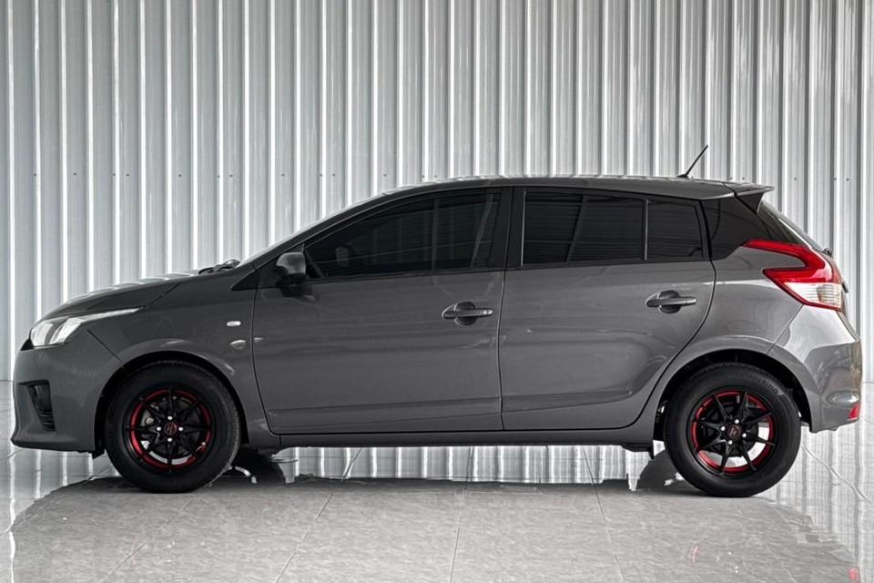 Toyota Yaris 1.2J เบนซิน เกียร์ออโต้  ปี2015 8