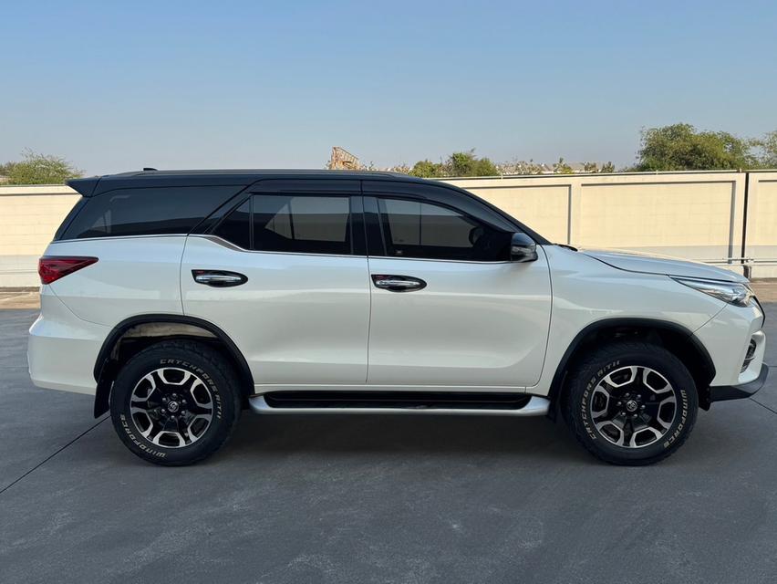 Toyota Fortuner 2.8 TRD Top 4WD ปี 2019 จด 2020 7