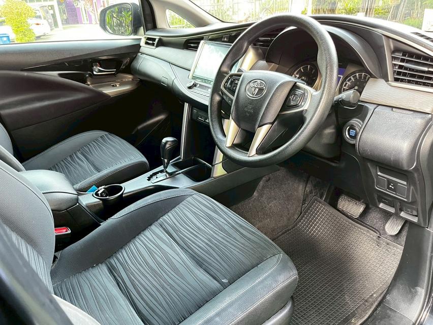 Toyota Innova Crysta 2.8 6AT ปี 2022 #เบาะ3แถว 7ที่นั่ง รูปที่ 6