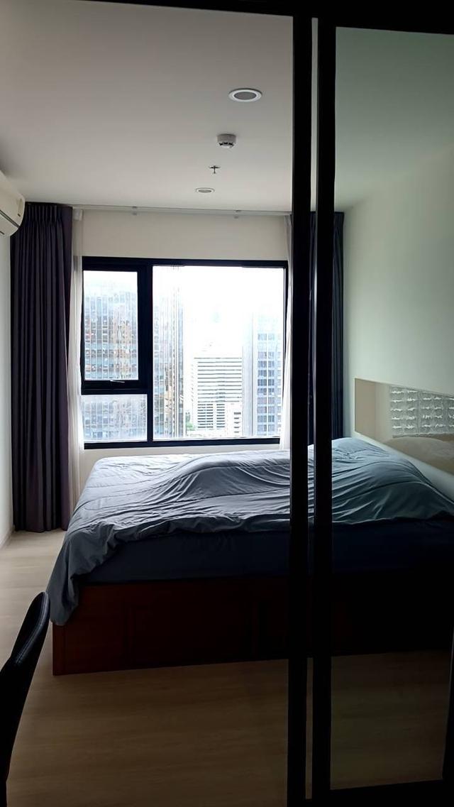 Life condo Asoke 3