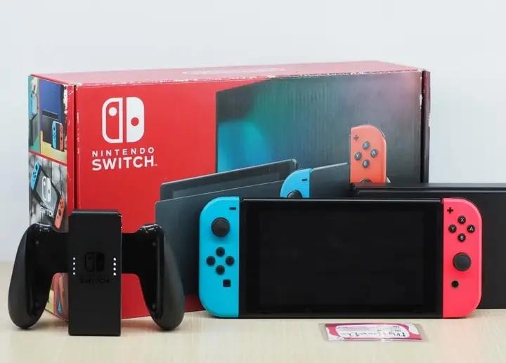 เครื่องเล่นเกม Nintendo Switch 3