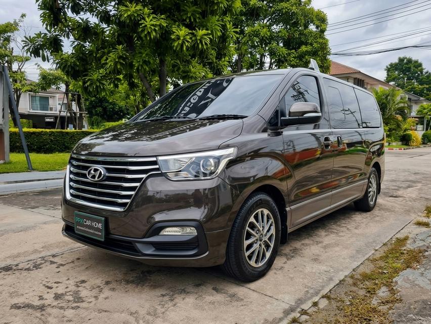 ลดราคาเหลือเพียง!! ปี2019 HYUNDAI H1 ELLITE TOP มือเดียวออกห้าง