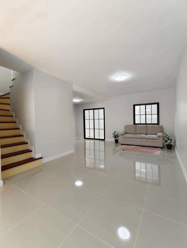 หมู่บ้านพฤกษาวิลล์28 6