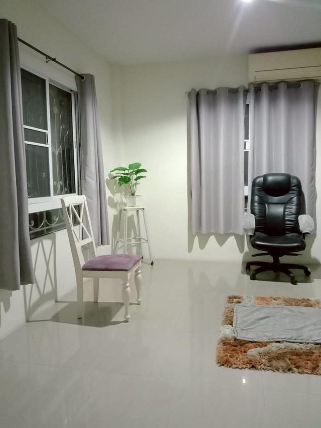 ขายบ้านเดี่ยว‼️พื้นที่63ตารางวา 🛏️ 3 ห้องนอน +1ห้องอเนกประสงค์( Multi Purpose Room)+ 3ห้องน้ำ พื้นที่จอดรถยนต์ในบ้าน2คัน 🚘🚘ถนนเมนหน้าบ้านกว้าง 10