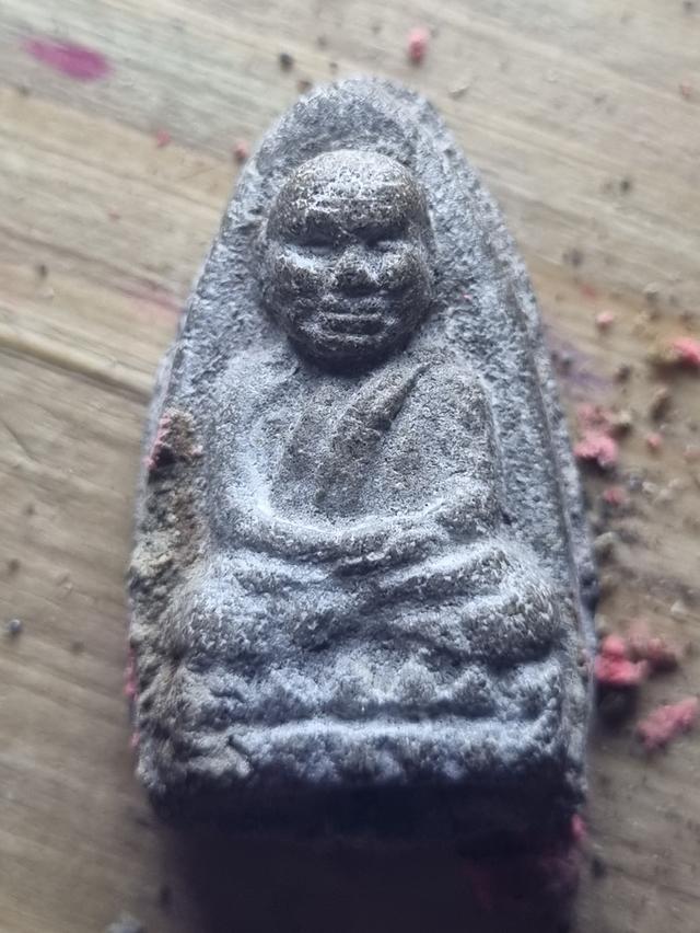 หลวงปู่ทวดเนื้อว่าน 2497 พิมพ์กรรมการ