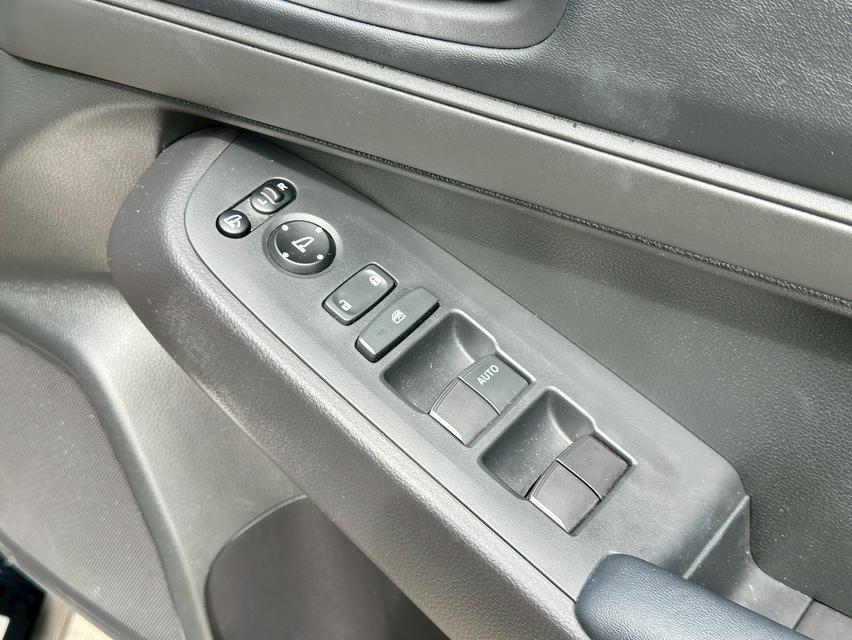 รหัสรถ PAT4039 Honda HR-V 1.5E eHev ปี 2024 สีดำ 7