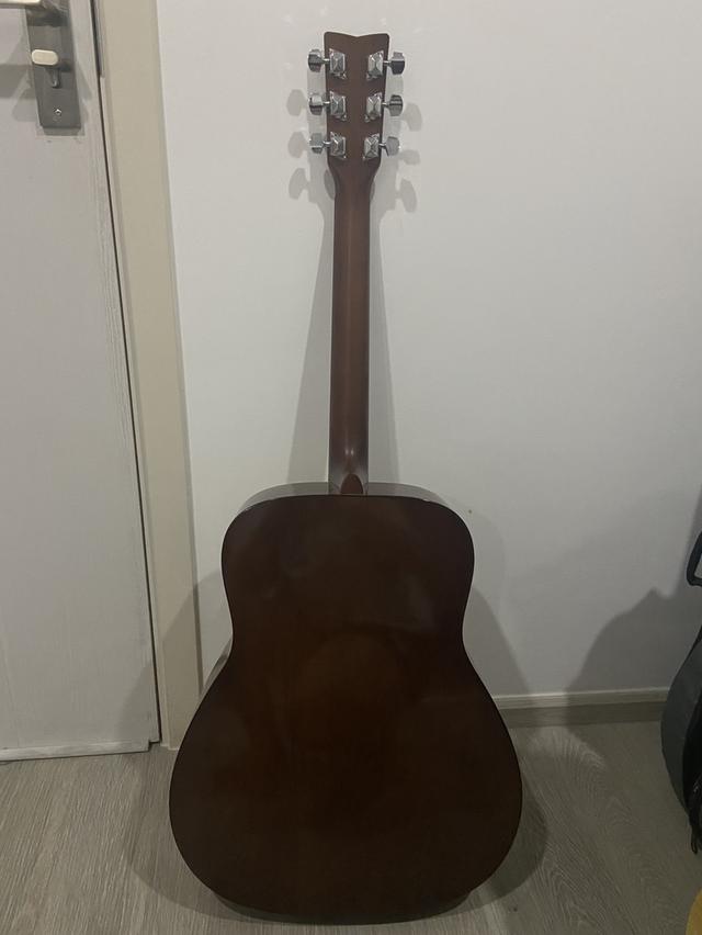 กีต้าร์โปร่ง Yamaha F310 7