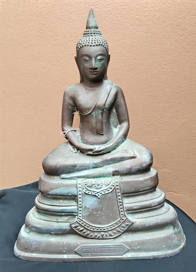 ต้องการให้บูชาพระเครื่อง