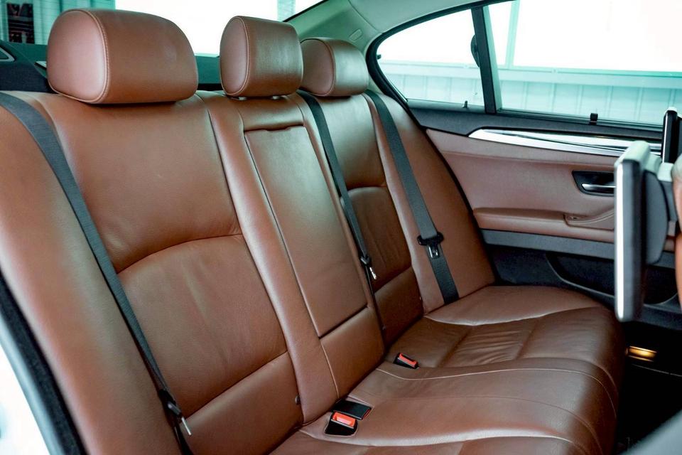 รหัสรถ PR44 📌BMW 528i Luxury Line (Model F10 LCI) 13