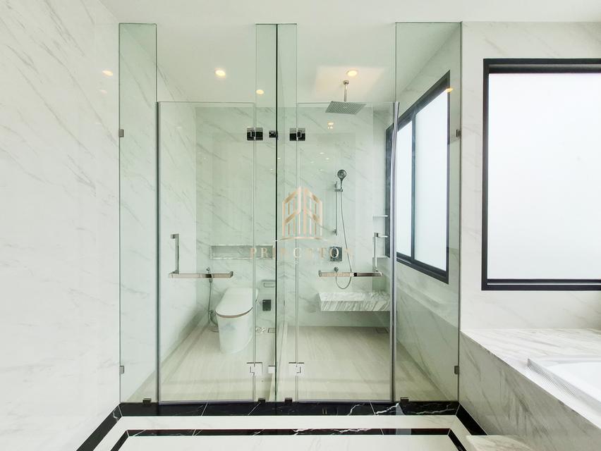 3-Storey Luxury House CINQ ROYAL The Eighteen Bangna KM.7 16