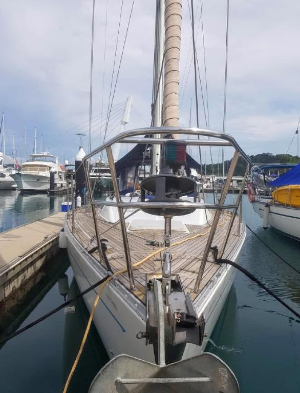 1988 Oyster 48 Lightwave Sailboat for sale 8