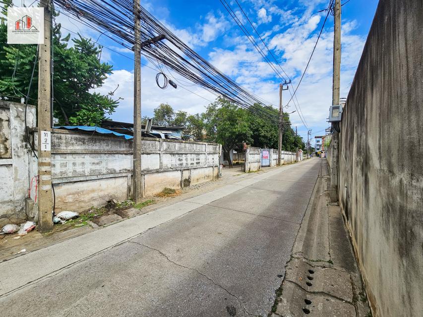 ขาย ที่ดิน ถมแล้ว-พร้อมสิ่งปลูกสร้าง ใกล้ถนนเพชรเกษมเพียง 90 เมตร ซอยเพชรเกษม65 2 งาน 99 ตรว 2
