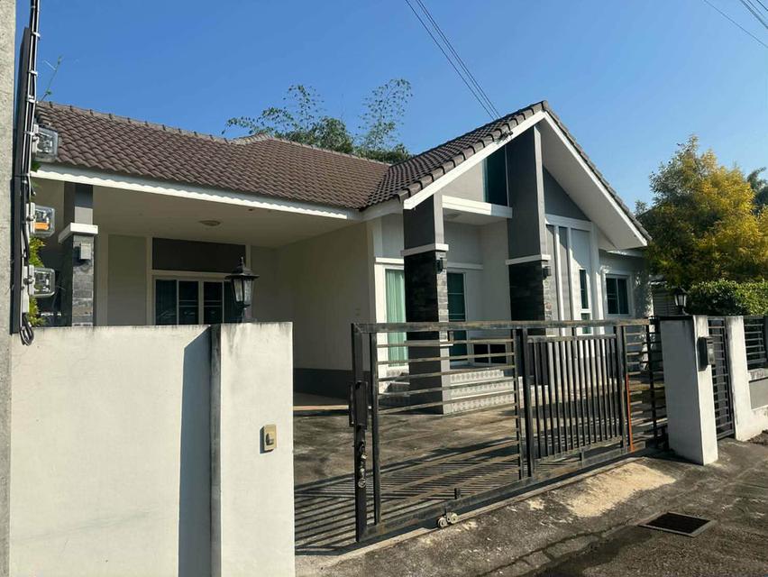 🏙️ ทาวน์โฮม 2 ชั้น ทำเลทองรวมโชค ใกล้มีโชคพลาซ่าเพียง 1 กม. พร้อมสระว่ายน้ำส่วนกลาง Modern 3-Bedroom Townhome for Rent - Ruamchok Area, Near Meechok 1