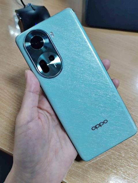 OPPO Reno11 ขายพร้อมชุดชาร์จ 1