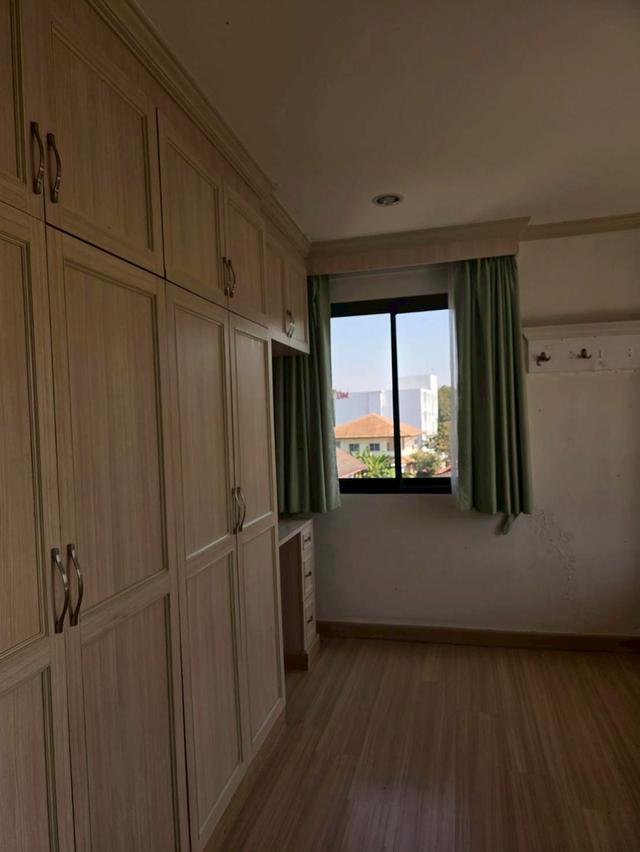 ขายคอนโด x 10 ตรงข้าม ร.พ.ศรีนครินทร์ 5