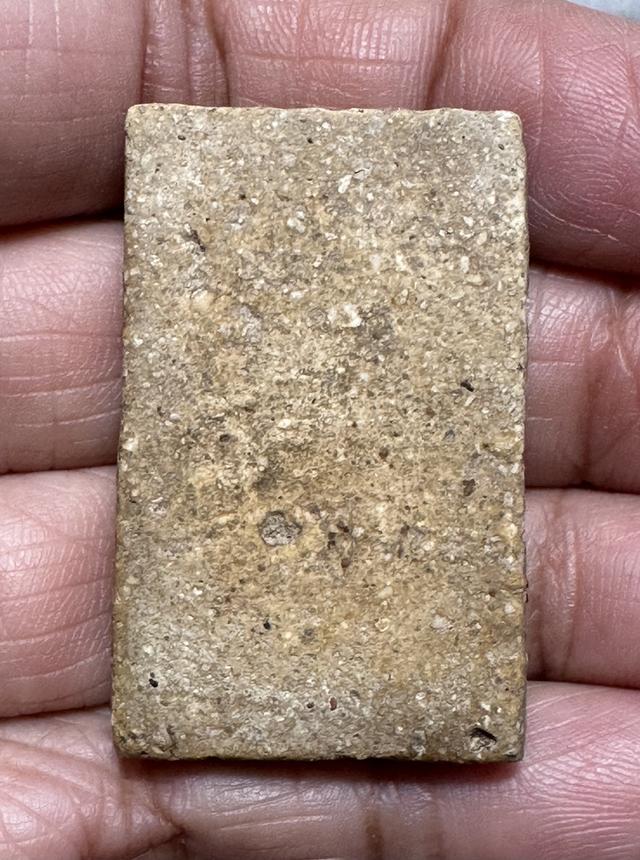 พระสมเด็จ เนื้อเก่าๆมวลสารเยอะ 2